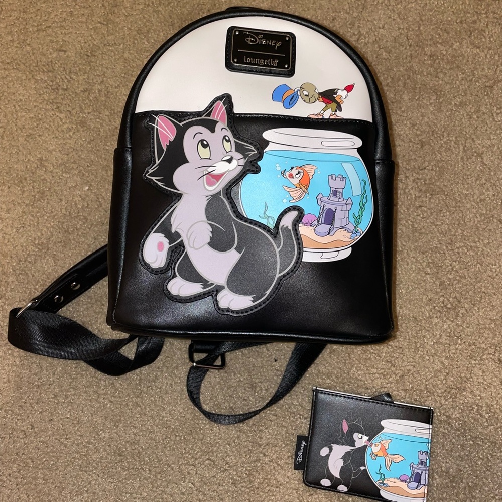 pinnochio figaro and cleo disney loungefly mini backpack